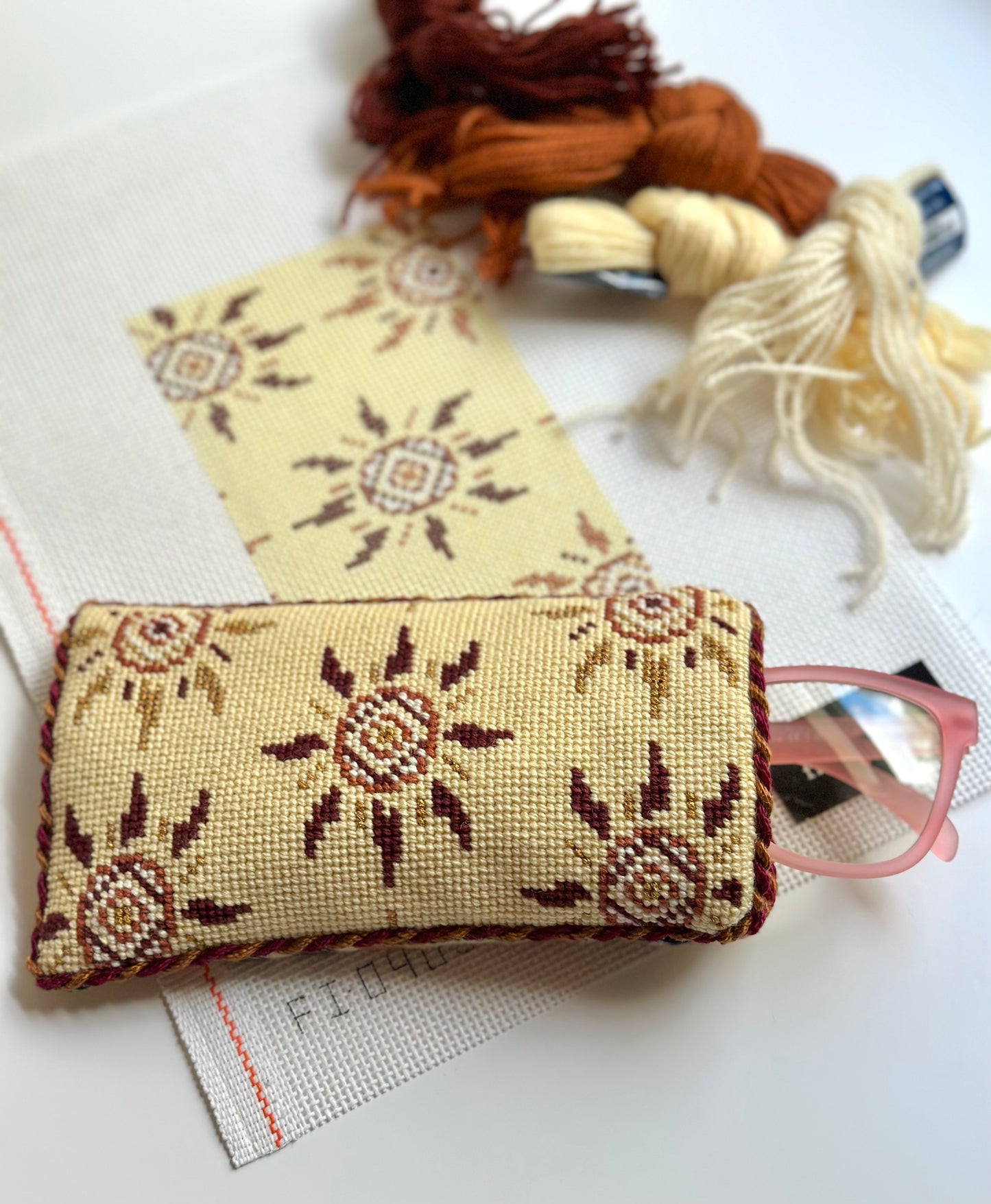 Sun Sunglasses Case