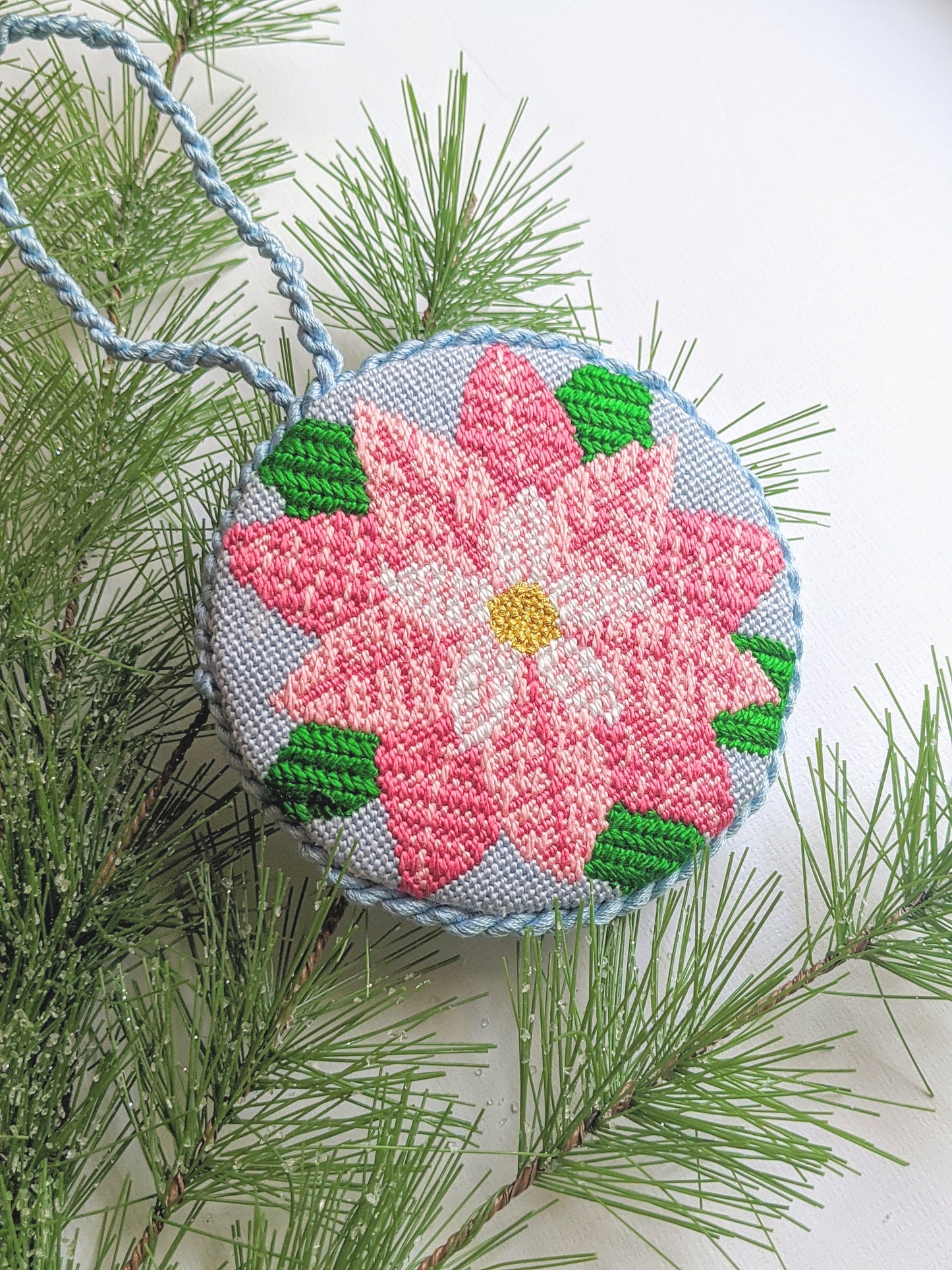 Poinsettia Round Ornament